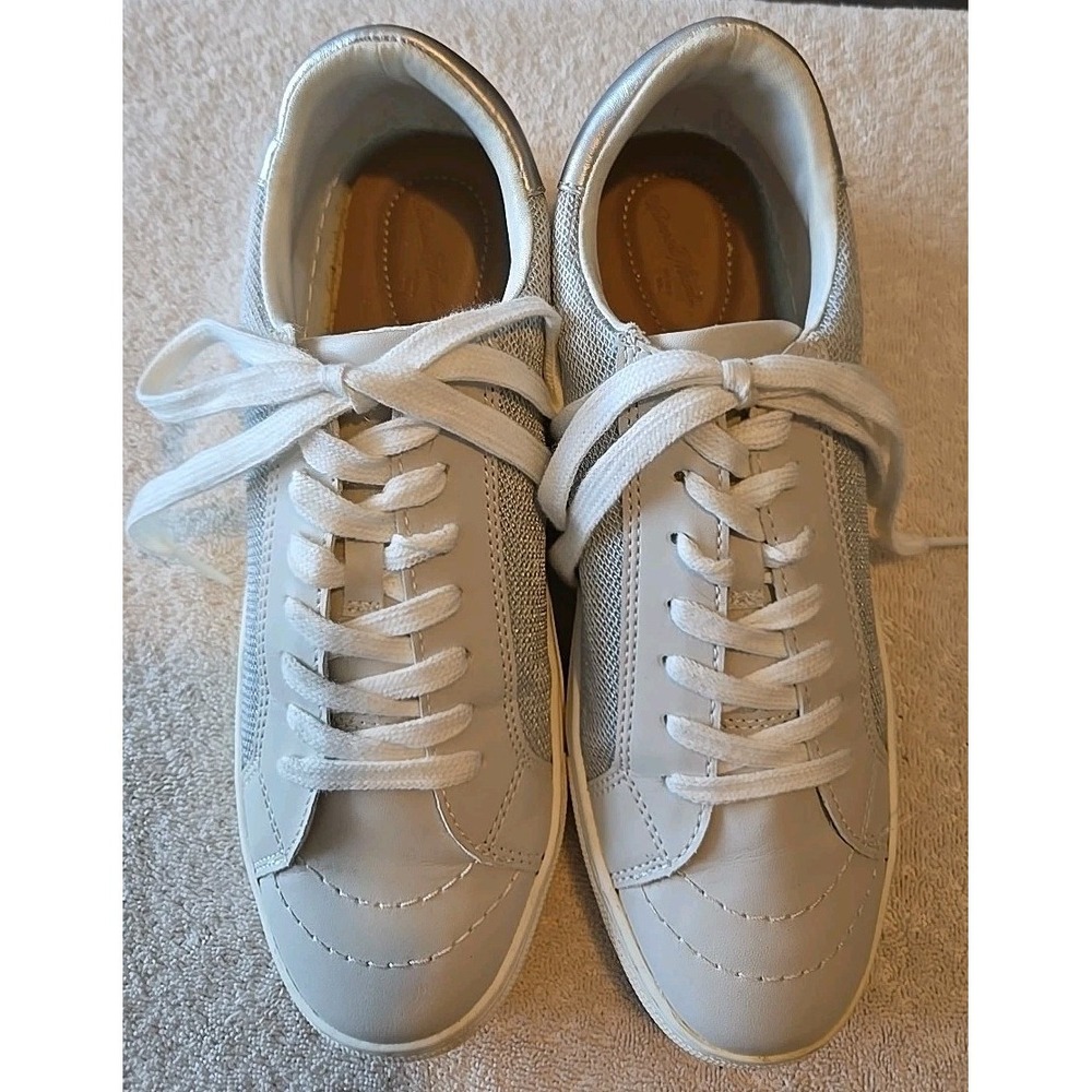 Universal Thread Brittin Sneakers Light Gray Tennis Shoes Memory Foam Size 9 1/2